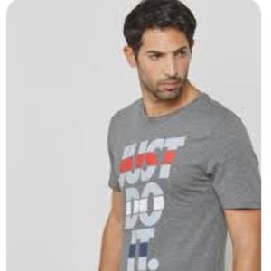 NWOT Nike Tee mens gray shirt size Large